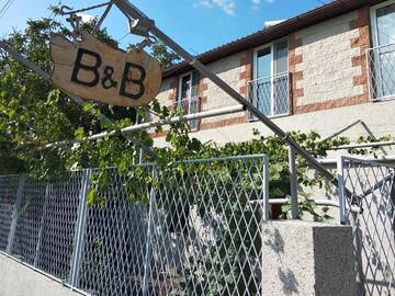 Фото номера Одноместный номер эконом-класса Отели типа «постель и завтрак» Artson B&amp;B Vagharshapat г. Vagharshapat 27